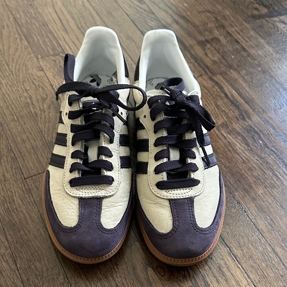 adidas Cream and Purple Retro Low-Top Athletic Sneakers - Picture 5 of 5